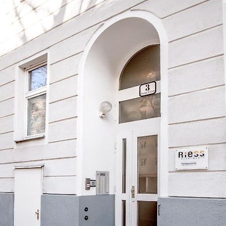 Riess Apartments Trambauerstrasse | Contactless Check-In Виена Екстериор снимка