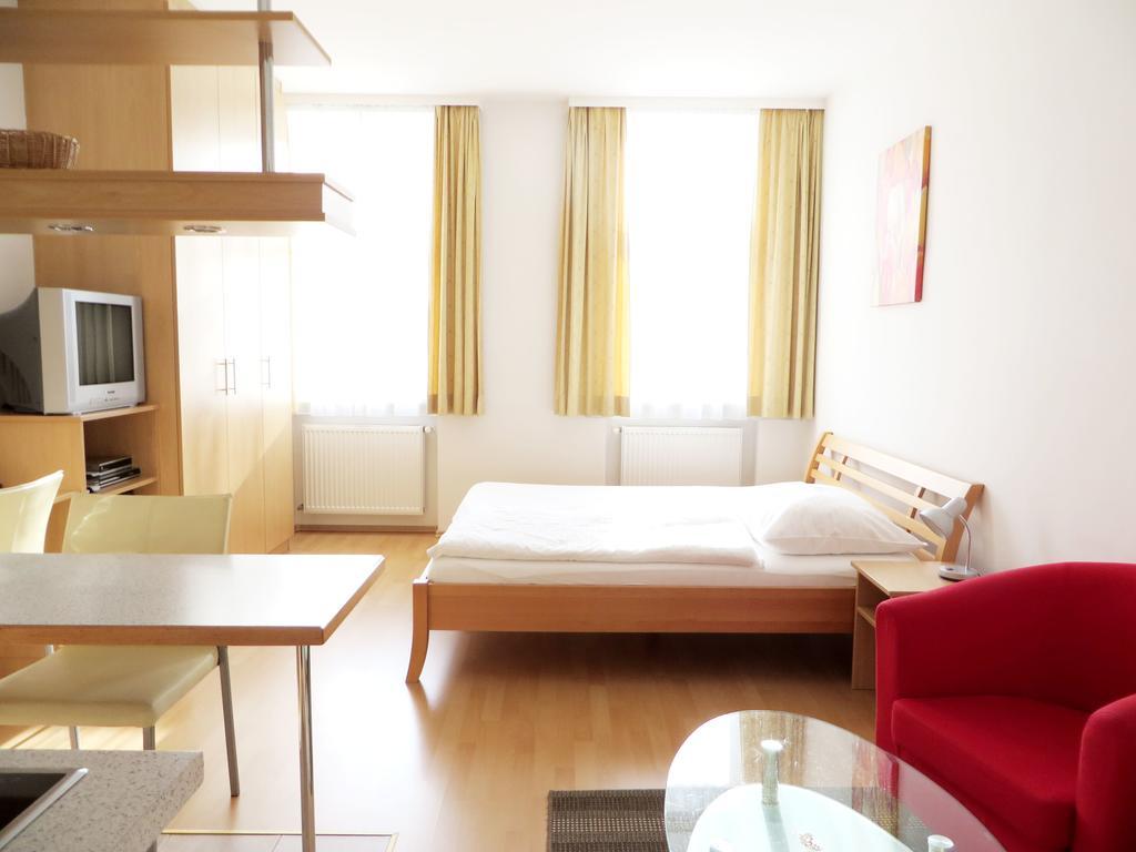 Riess Apartments Trambauerstrasse | Contactless Check-In Виена Екстериор снимка