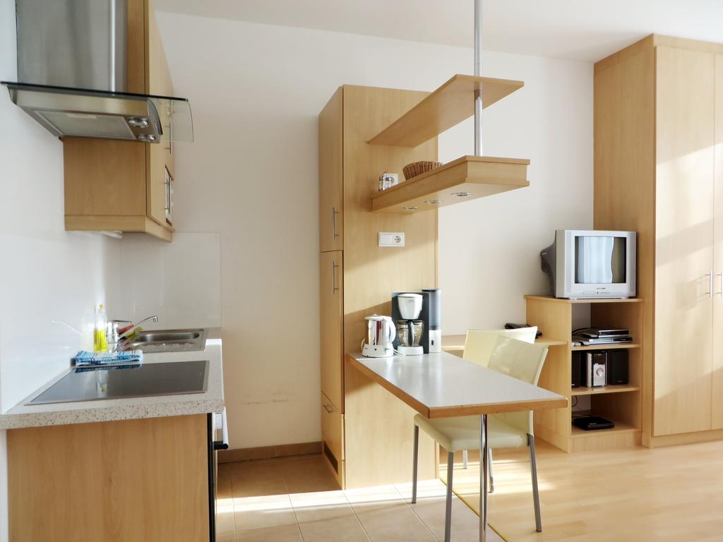 Riess Apartments Trambauerstrasse | Contactless Check-In Виена Екстериор снимка
