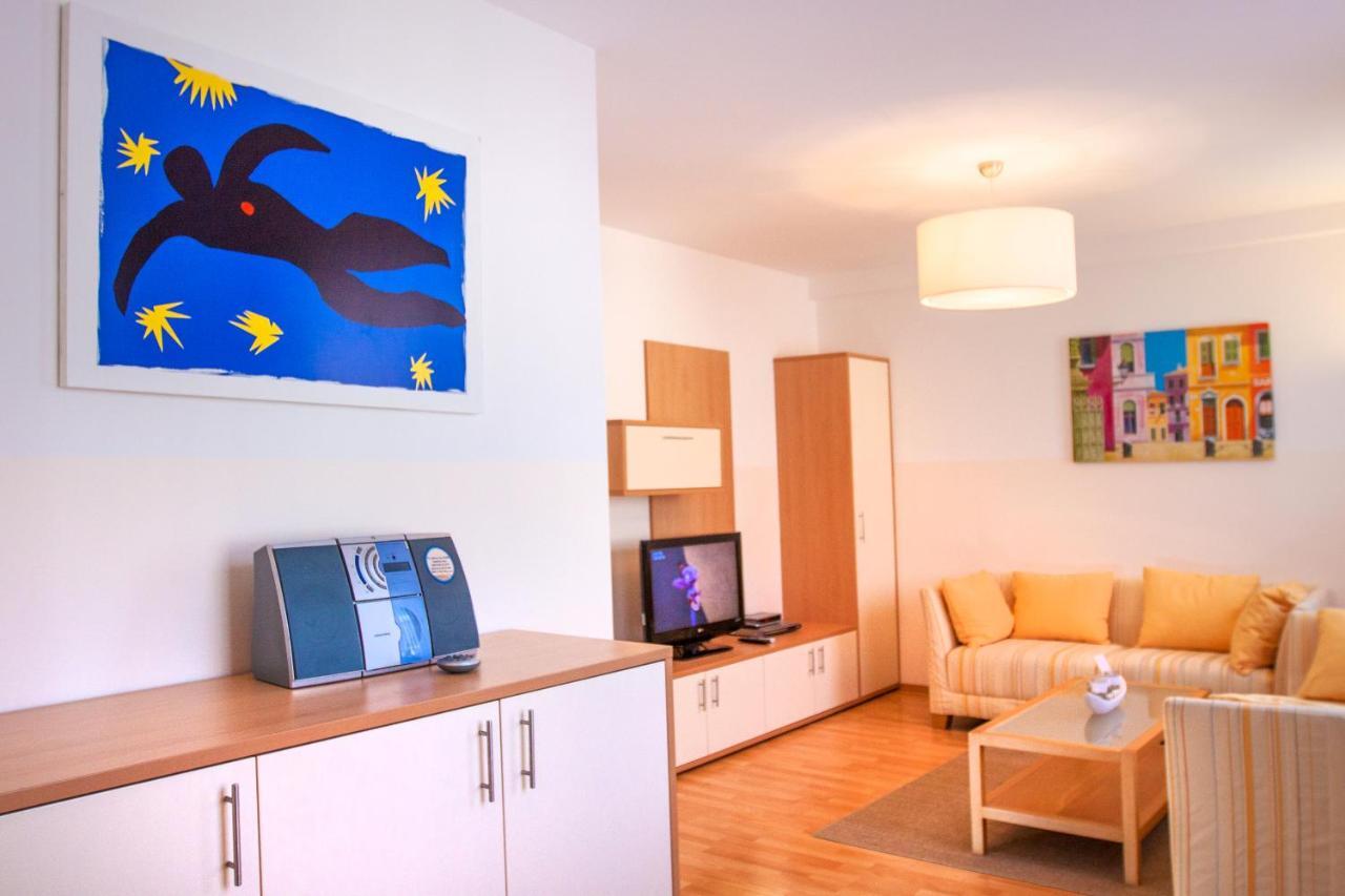 Riess Apartments Trambauerstrasse | Contactless Check-In Виена Екстериор снимка